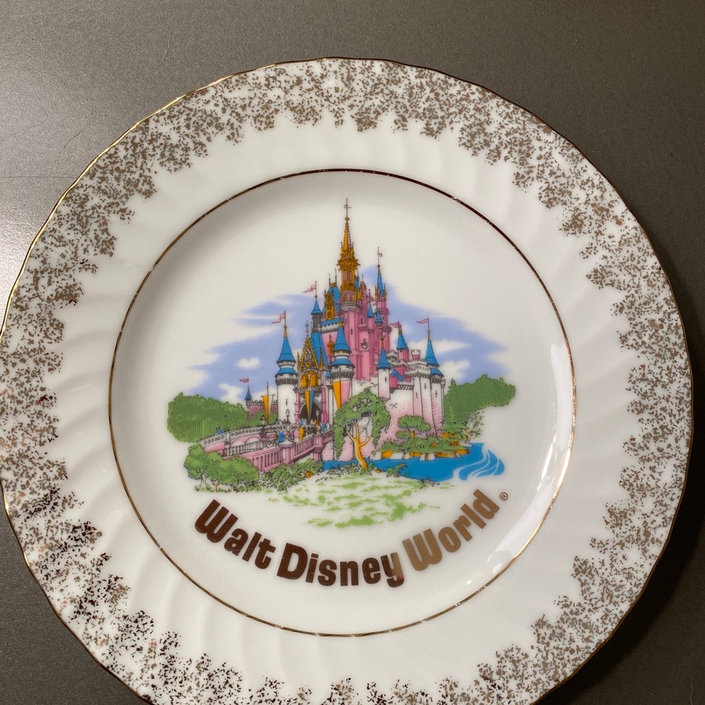 Vintage Disney Souvenir Plate Cinderella Castle